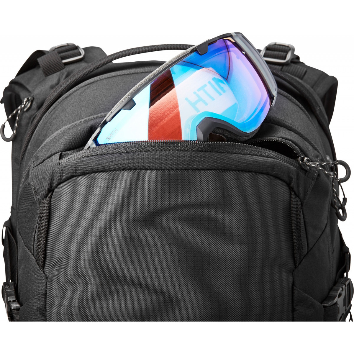 poacher 32l backpack