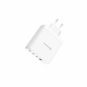 Swissten GaN 2X USB-C 100W + 1X USB-C 20W + 1X USB-A 30W adapter