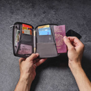 LifeVenture Rfid Mini Travel Wallet dokumentum tartó