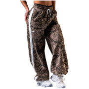 Nebbia Oversized sweatpants Power női melegítő világos barna LIGHT BROWN CAMO