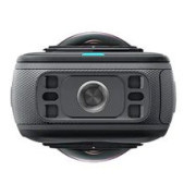Insta360 X5 kamera
