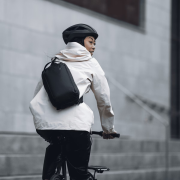 Thule Tact Sling 8L válltáska