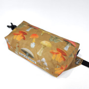 High Tail Designs Fanny Pack Botany Poster övtáska