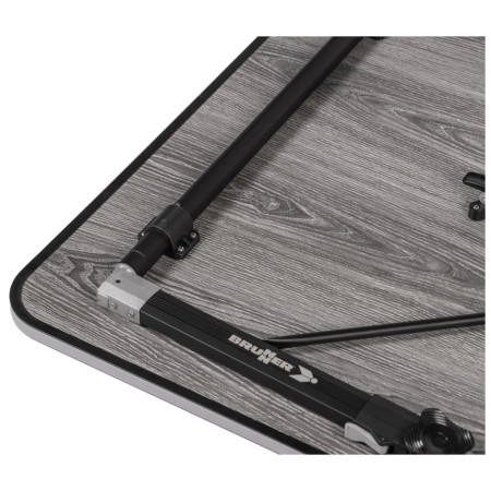 Brunner Elu 100 asztal