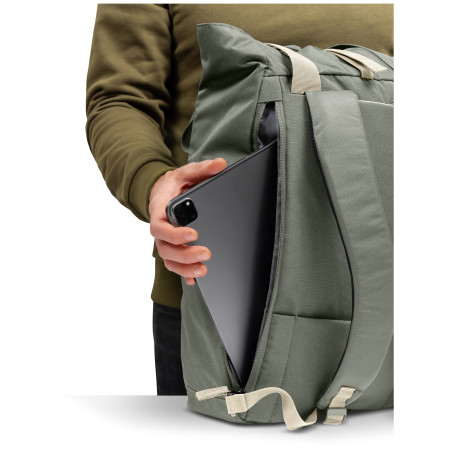 Hannah Charm 22 hátizsák