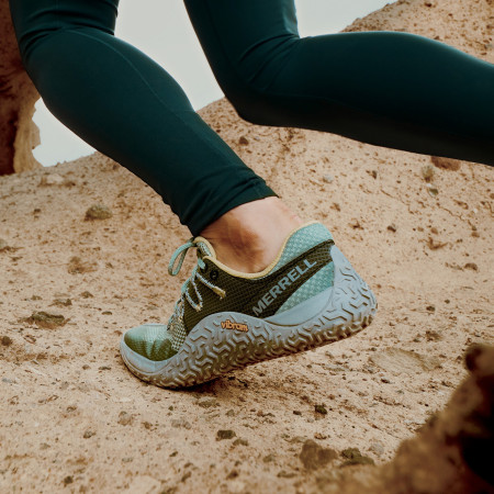 Merrell: Válogatnál? Városba és hegyekbe egyaránt. Most a bubo10 kóddal!