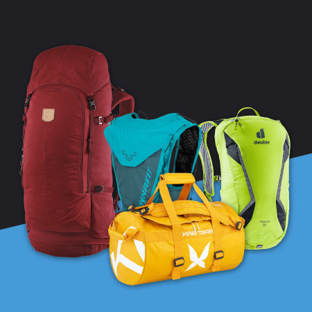 Hátizsákok, táskák, poggyászok