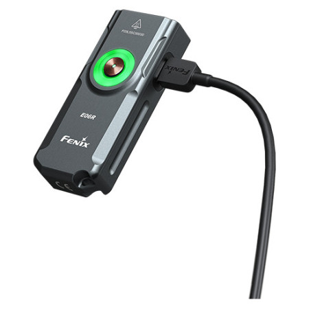 Fenix E06R zseblámpa