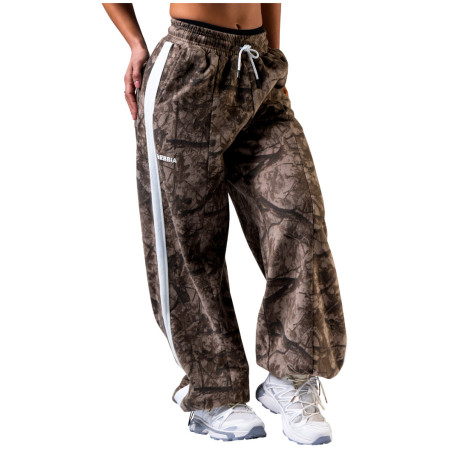 Nebbia Oversized sweatpants Power női melegítő világos barna LIGHT BROWN CAMO