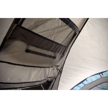 Pinguin Omega 4 4 személyes sátor előtérrel