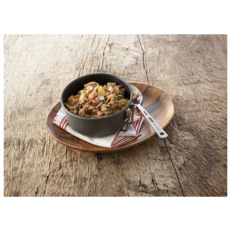 Trek’n Eat Celozrnné müsli s ovocem szárított étel