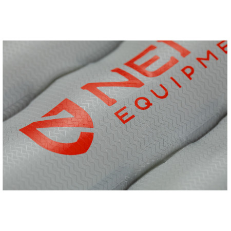 NEMO Equipment Tensor All-Season Long Wide felfújható derékalj