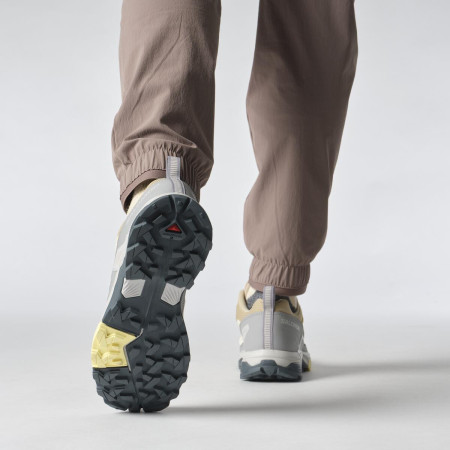 Salomon X Ultra 5 női túracipő