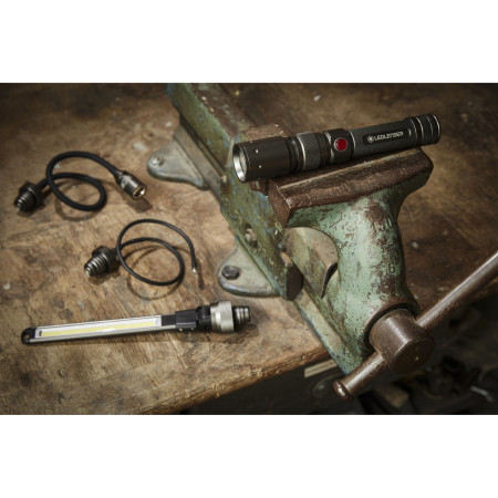 Ledlenser Workers Friend lámpa