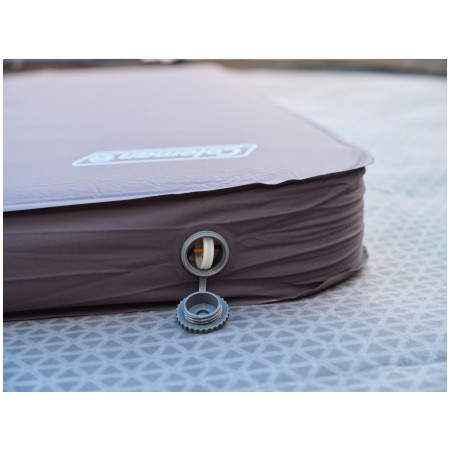 Coleman Supercomfort 7.5 double önfelfújódó matrac