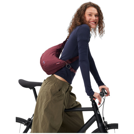 Aevor Sling Bag válltáska