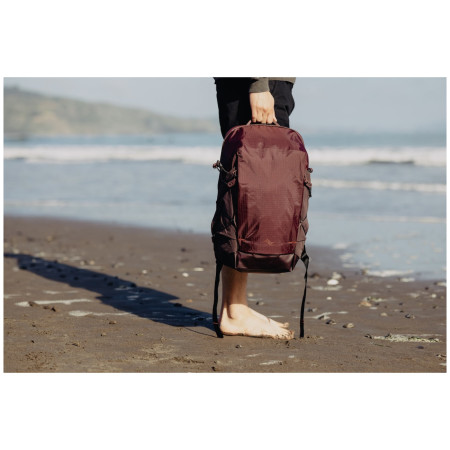 Peak Design Outdoor Backpack Zip 18L hátizsák