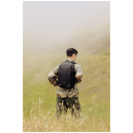 Peak Design Outdoor Backpack Zip 18L hátizsák