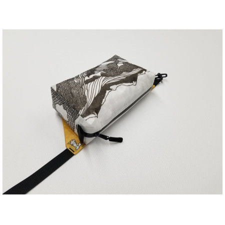 High Tail Designs Fanny Pack Low Poly övtáska