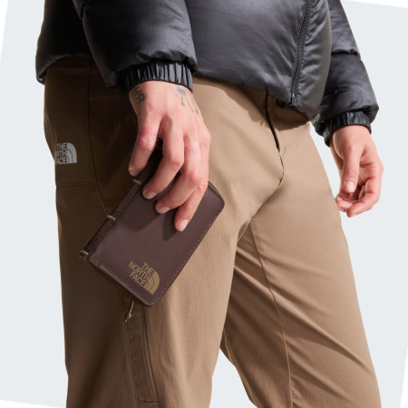 The North Face Base Camp Voyager Wallet pénztárca