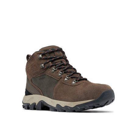 Columbia Newton Ridge™ Plus Ii Suede Wp férfi túracipők barna Cordovan, Spice