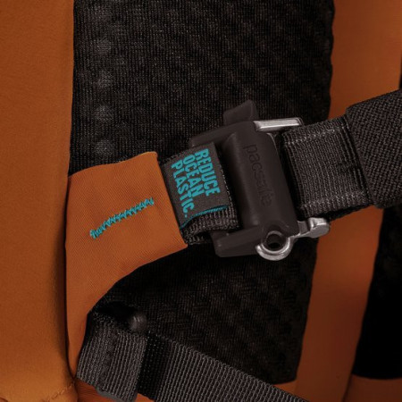 Pacsafe ECO 18L Backpack hátizsák