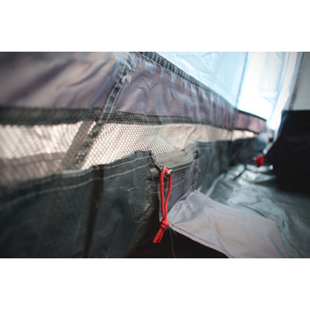 Pinguin Omega 4 4 személyes sátor előtérrel