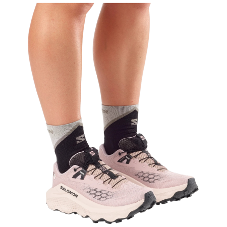 Salomon Ultra Glide 4 női futócipő