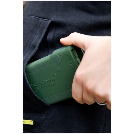 Ridge Monkey Vault C-Smart Wireless 26950mAh Camo powerbank