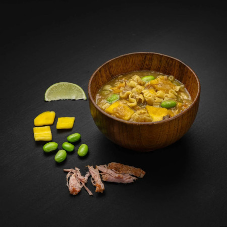 Real Turmat Ramen tésztával és sertéshússal szárított étel