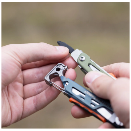 Leatherman Signal multitool