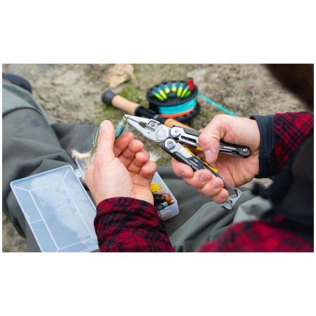 Leatherman Signal Silver/Black multitool