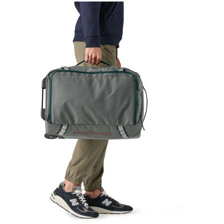 Patagonia Black Hole Wheeled Duffel 40L bőrönd