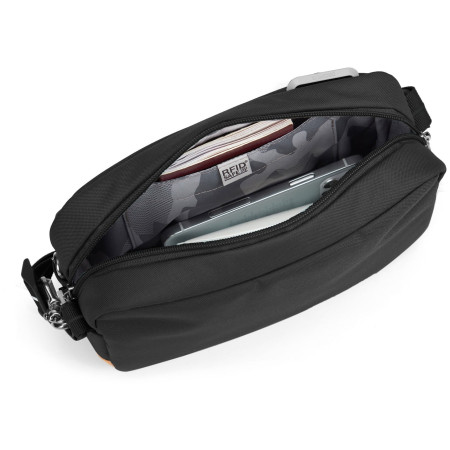 Pacsafe Go Crossbody válltáska