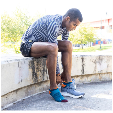 Darn Tough M Run No Show Tab Ultra-Lightweight With Cushion férfi zokni