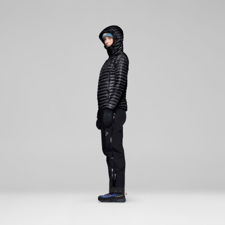 Norrona trollveggen down800 super light Hood női tollkabát