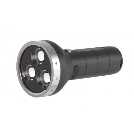 Zseblámpa Ledlenser MT18