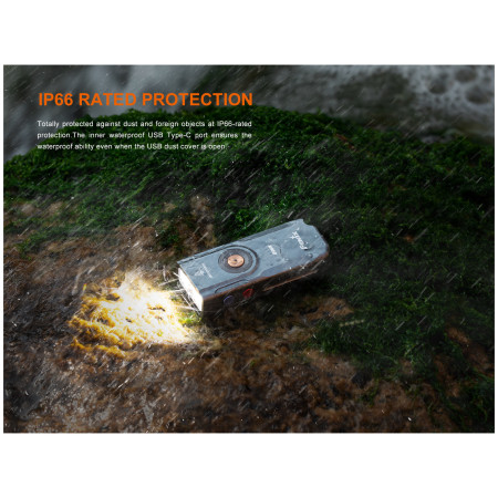 Fenix E06R zseblámpa