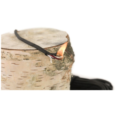 Paracord Robens öngyujtóval