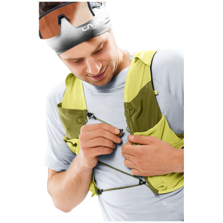 Deuter Traick 9 futó mellény