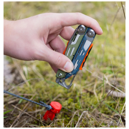 Leatherman Signal multitool